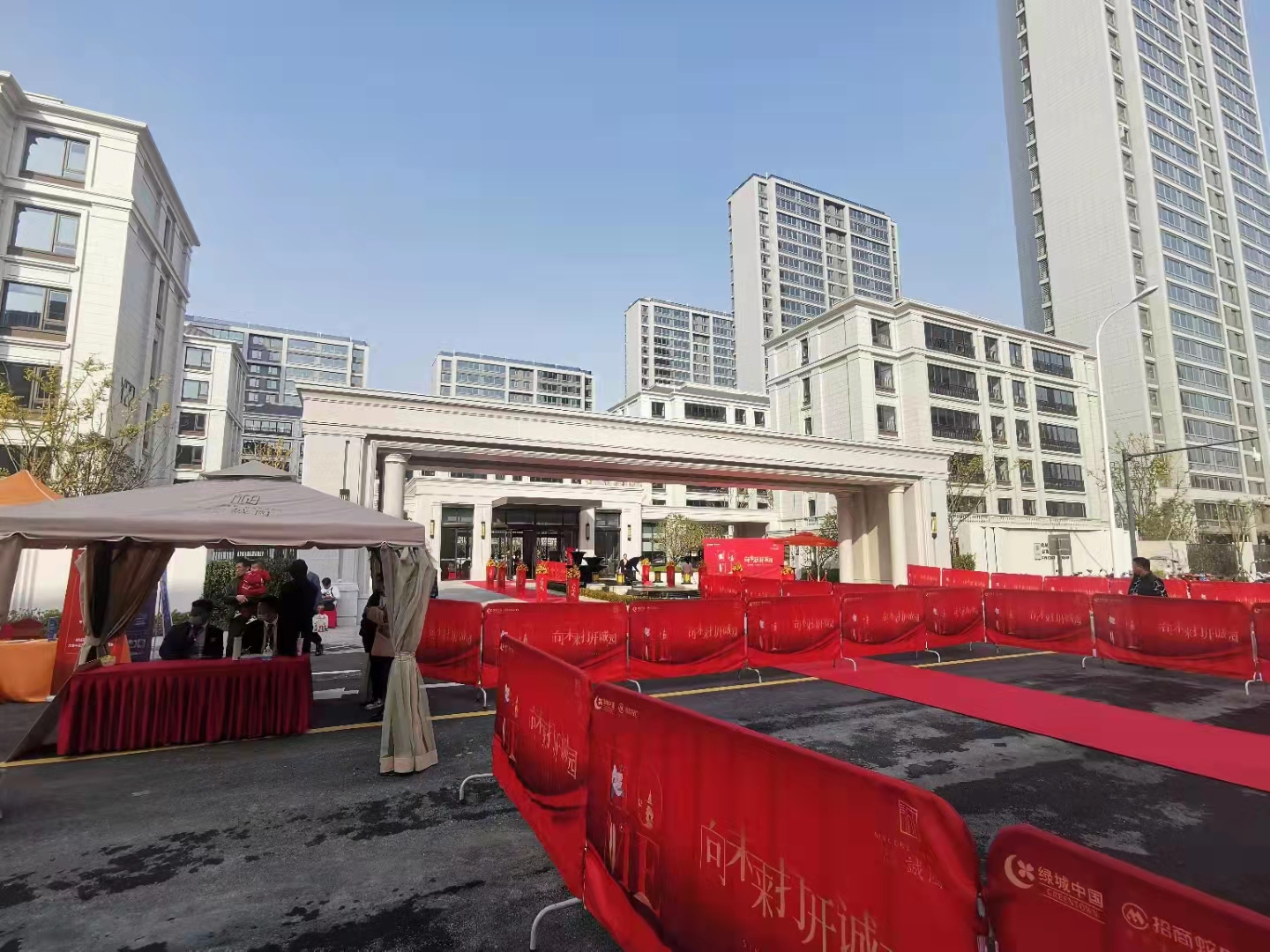 �I���G�������\(ch��ng)�@�(y��n)��